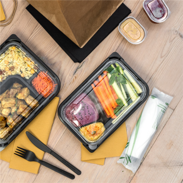 Plateau repas fond noir + couvercle 3 compartiments 227x147x35mm Ref 260.00 C/200 -unité-